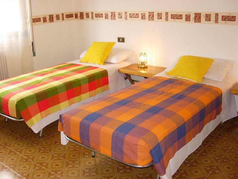 Big Brother Bed & Rooms Trévise Extérieur photo