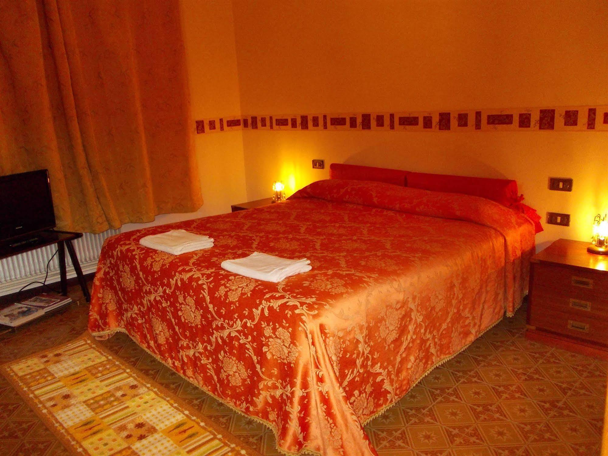 Big Brother Bed & Rooms Trévise Extérieur photo